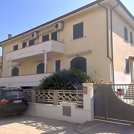 فندق مبيت وإفطار Il Pepe Rosa 3*