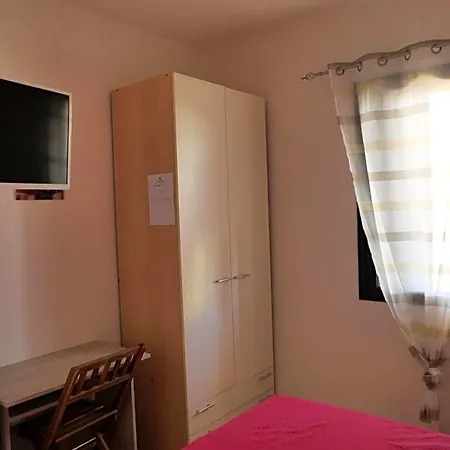 Il Pepe Rosa 3* بوسادا
